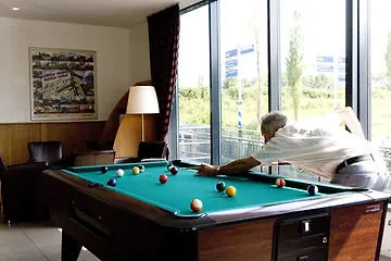 Bastion Voorschoten Лейден