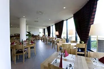 Bastion Voorschoten 호텔