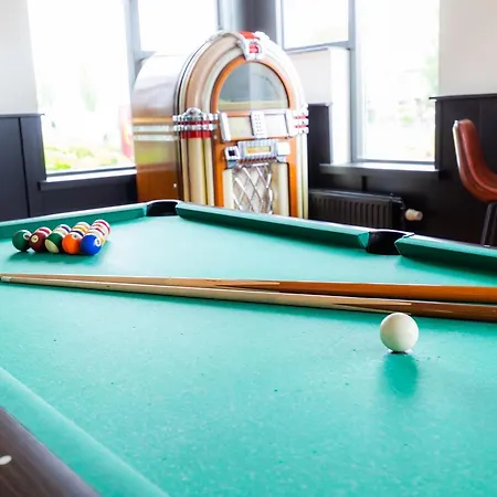 Bastion Voorschoten Отель 3*