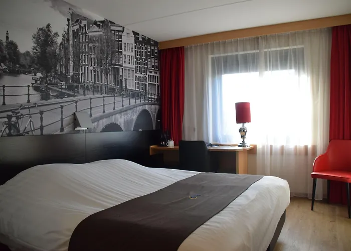 Bastion Voorschoten Hotell