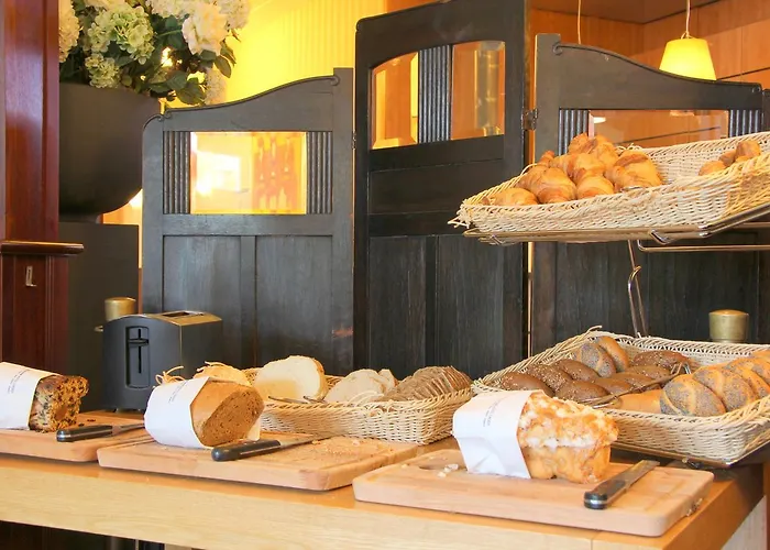 Bastion Voorschoten Hotell