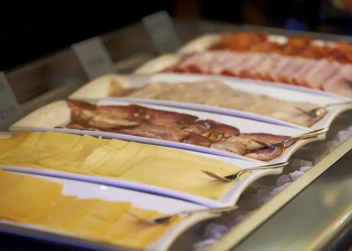 Bastion Voorschoten Hotell 3*