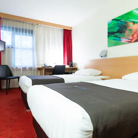 Bastion Voorschoten 호텔 3*