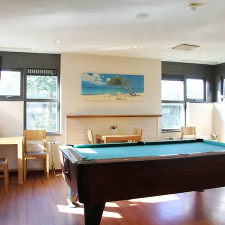 Bastion Voorschoten 호텔