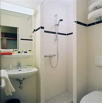 호텔 Bastion Voorschoten 3*